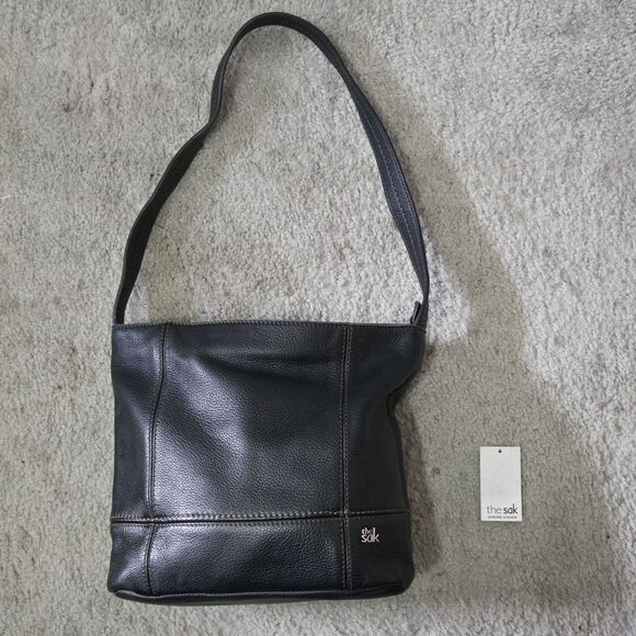 The Sak Handbags - The Sak De Young Hobo Black Pebbled Leather Bag Purse Style 108396 EUC W Tag